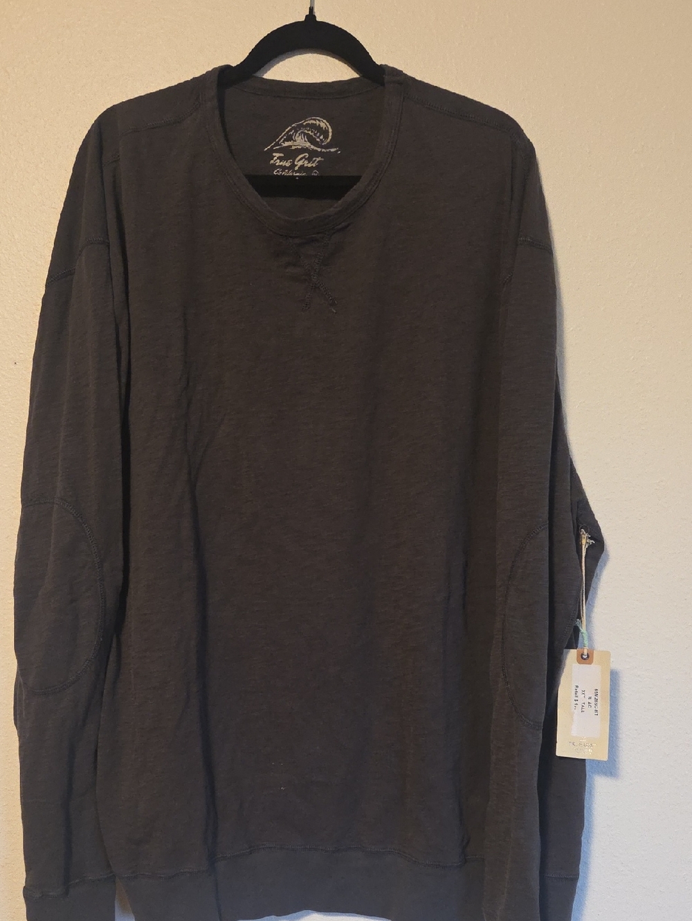True Grit Men's Dark Charcoal Long Sleeve Crewneck Sweatshirt